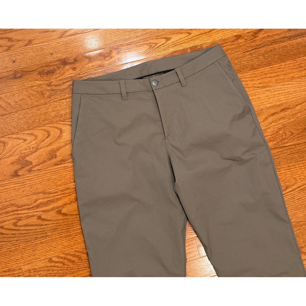 Lululemon ABC Classic Fit Trouser Pants Mens 34x31 Olive Green Warpstreme Chino